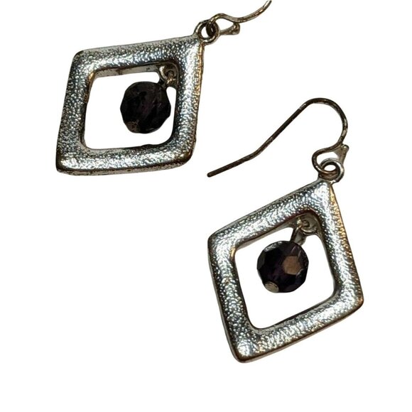 Handcrafted Silver-Tone Dangling Earrings W/ Etched Diamond Frame & Black Beads - Picture 3 of 6